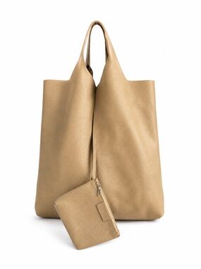 Handmade Made in Italy Tan Pebbled Leather Tote Bag with Pouch